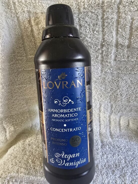 Melnu drēbju mazgāšanas komplekts