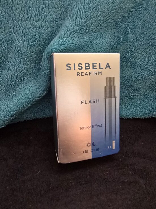 Sisbela Reafirm Flash pastiprinātājs ar liftinga efektu no Deliplus.