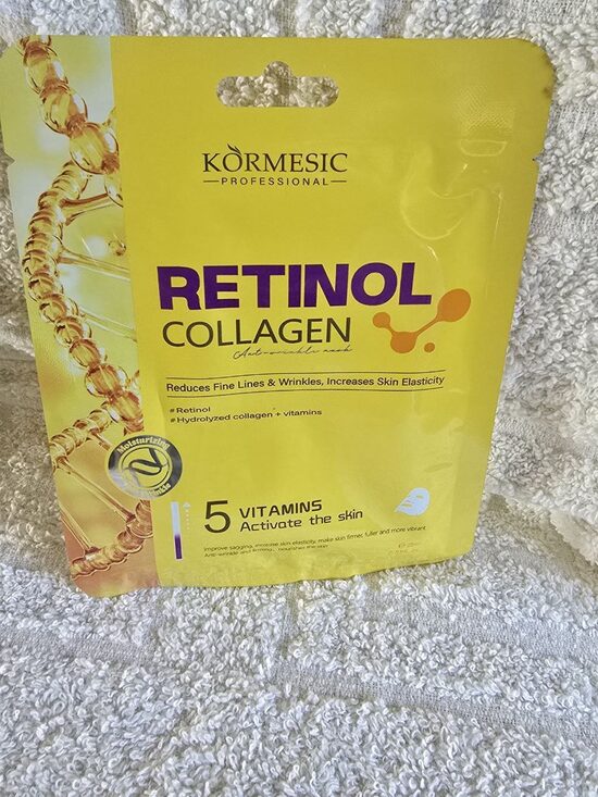 Kormesic Retinol kolagēna sejas maska.