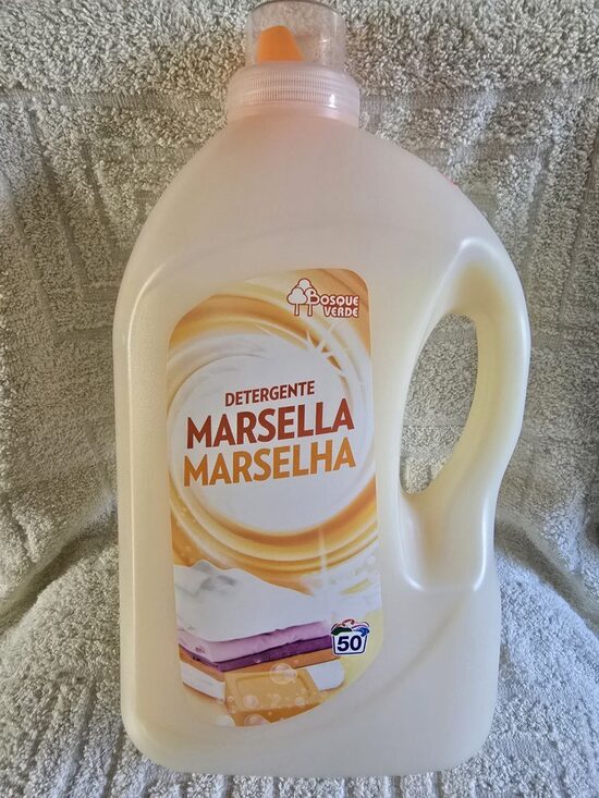 Gels drēbju mazgāšanai ar veļas ziepēm 